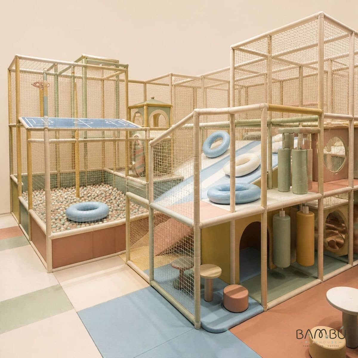 Bambú Playhouse — ludoteca infantil